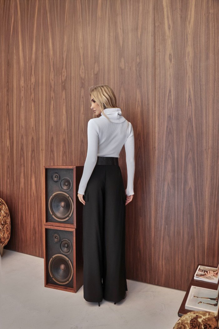 CALÇA JÚLIA ALFAITARIA PREGAS - PRETO