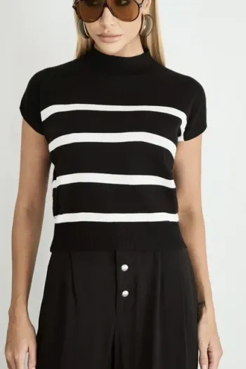 BLUSA CAROL LISTRADO TRICÔ - PRETO