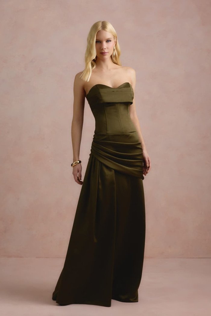 VESTIDO DE FESTA NICOLE DECOTE CORAÇÃO - VERDE OLIVA