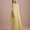 VESTIDO DE FESTA ANGELINA MANGA CAPA - AMARELO