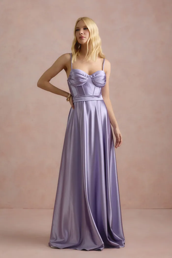 VESTIDO DE FESTA GLAMOUR COM CAPA CREPE ACETINADO - LILÁS