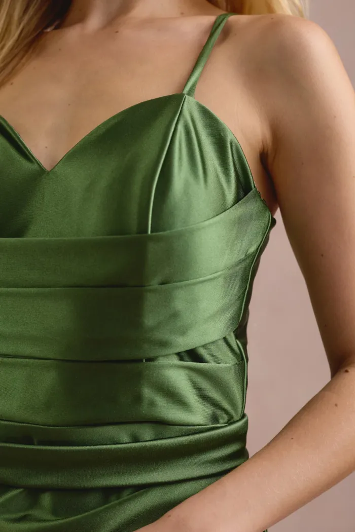 VESTIDO DE FESTA ELLEN CREPE PRADA - VERDE OLIVA