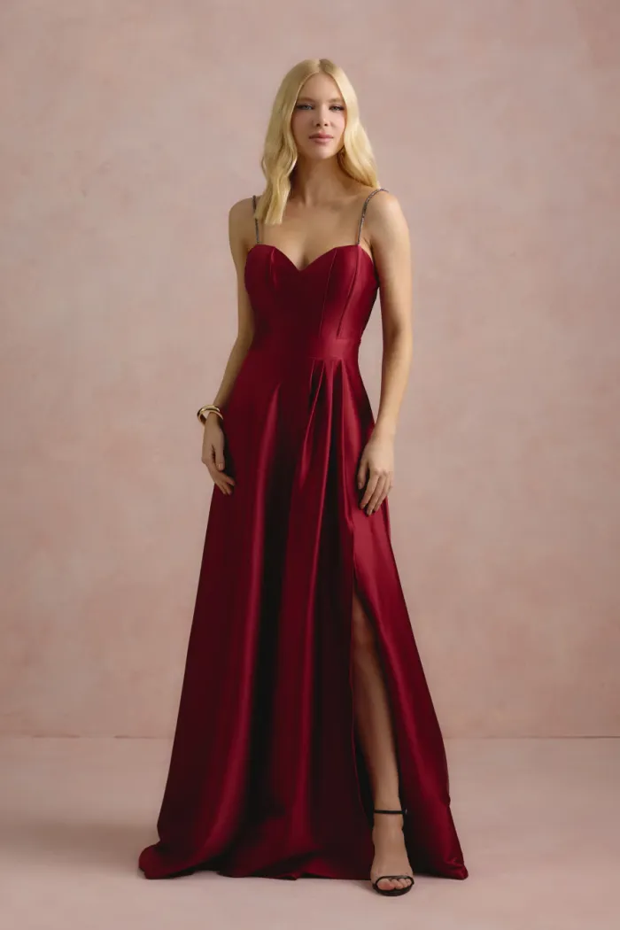 VESTIDO DE FESTA NORUEGA CREPE ACETINADO - VINHO