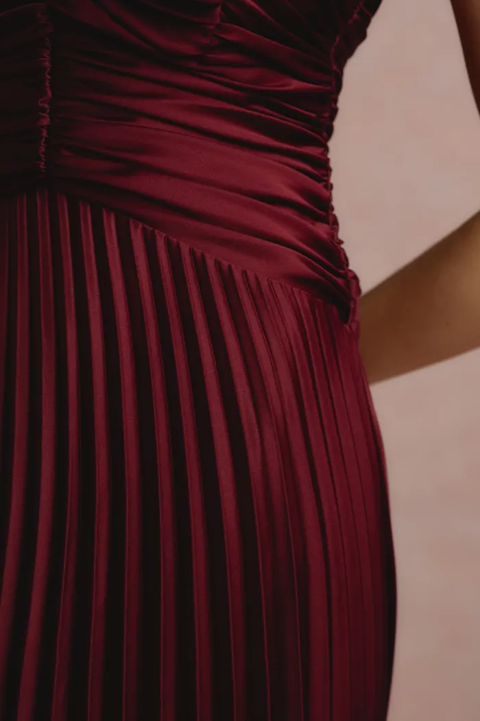 VESTIDO DE FESTA TANGARÁ PLISSADO - VINHO