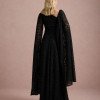 VESTIDO MARILYN RENDA UM OMBRO COM CAPA - PRETO