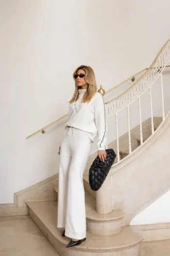 CONJUNTO ORLANDO BLUSA E CALÇA TRICÔ - OFF WHITE