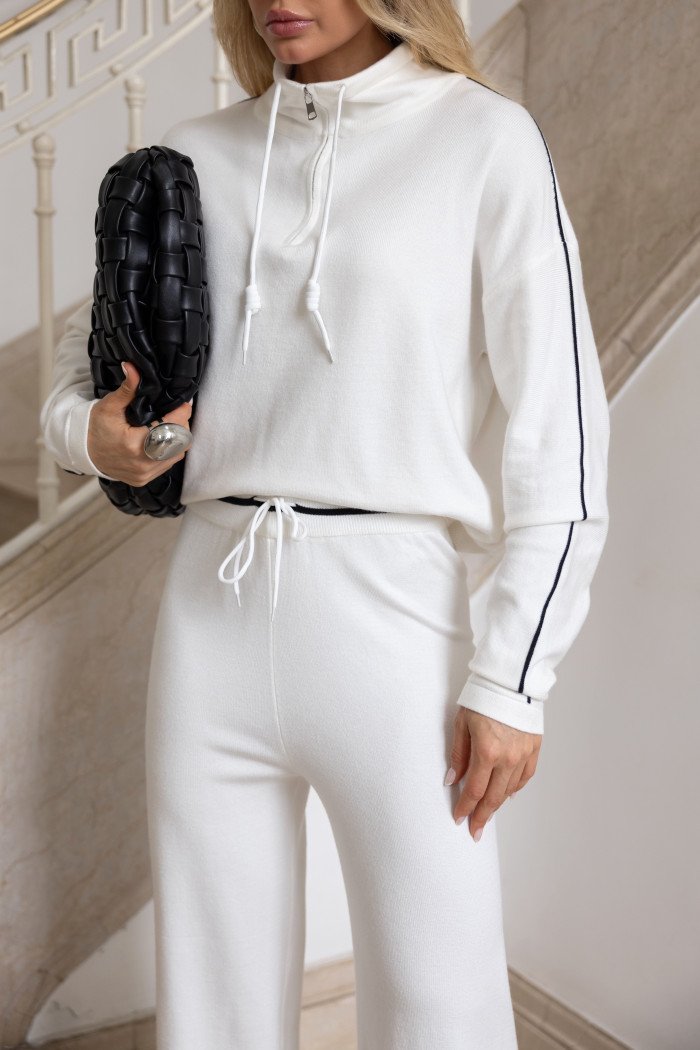 CONJUNTO ORLANDO BLUSA E CALÇA TRICÔ - OFF WHITE