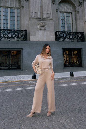 CONJUNTO ORLANDO BLUSA E CALÇA TRICÔ - BEGE