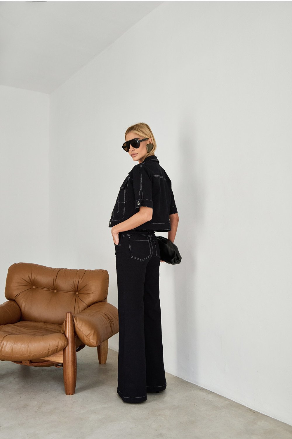 CONJUNTO CASAQUETO E CALÇA PESPONTO VEGAS - PRETO