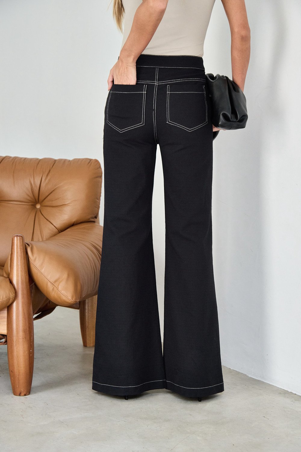 CONJUNTO CASAQUETO E CALÇA PESPONTO VEGAS - PRETO