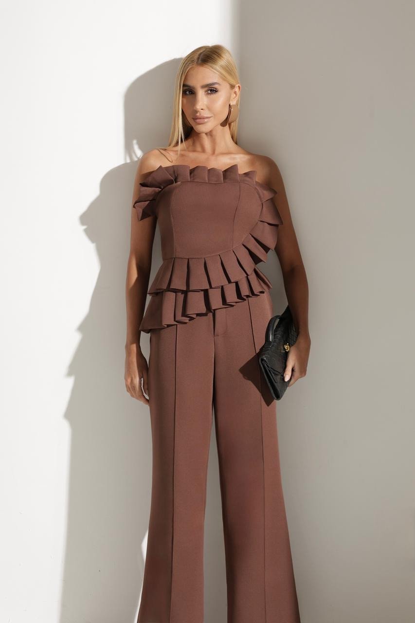 CONJUNTO VERONA BLUSA E PANTALONA ALFAITARIA - MARROM