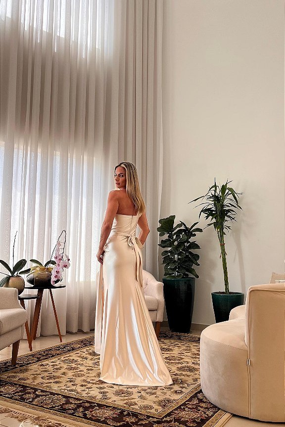 VESTIDO DE FESTA GLAM CREPE ACETINADO - PÉROLA