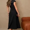 VESTIDO HILDA MIDI DETALHE FLOR - PRETO