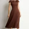 VESTIDO HILDA MIDI DETALHE FLOR - MARROM