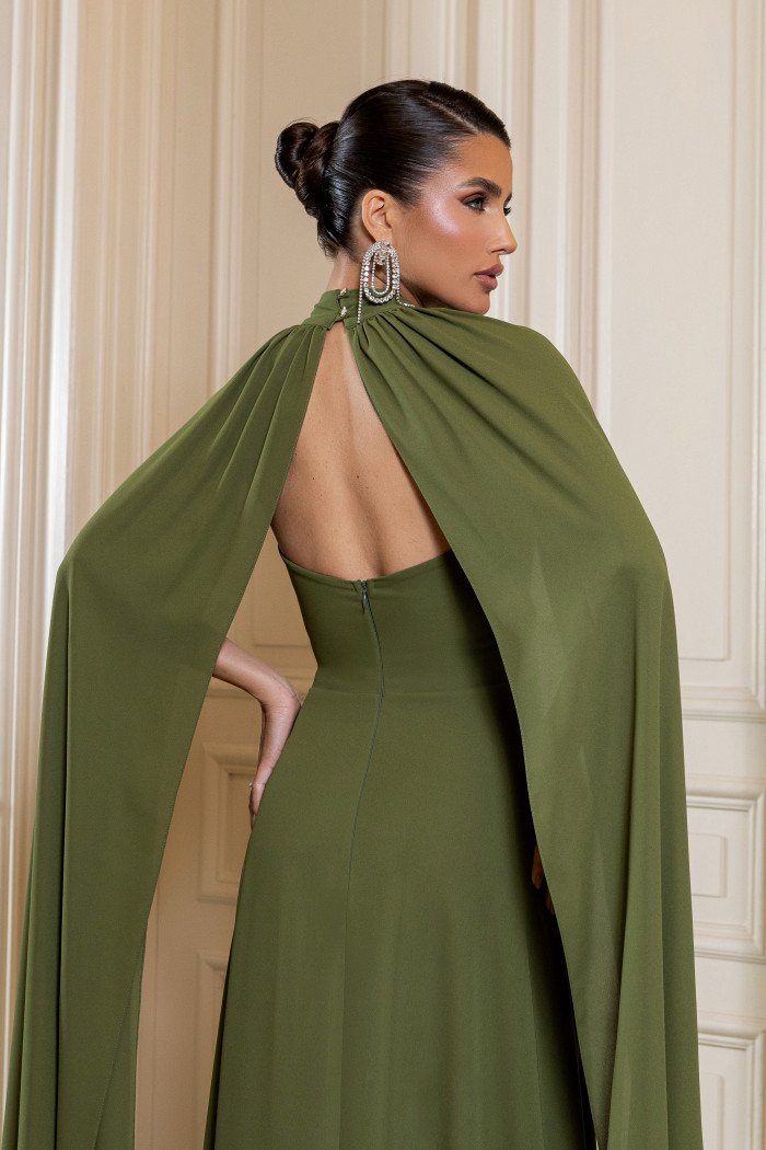 VESTIDO DE FESTA MILANO GOLA ALTA COM CAPA - VERDE OLIVA