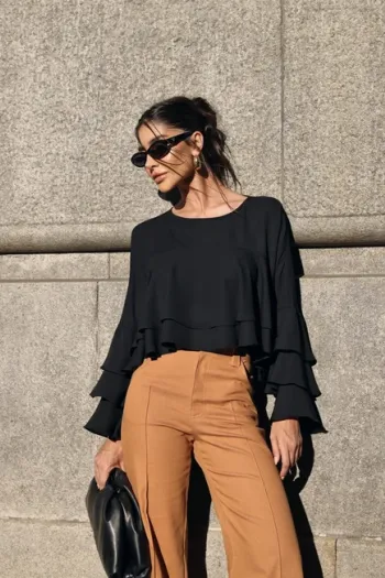 BLUSA MANGA BABADO CINTIA - PRETO