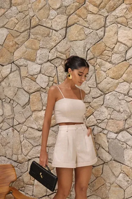 CROPPED DUBAI LINHO DECOTE QUADRADO - BEGE