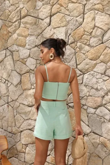 CROPPED DUBAI LINHO DECOTE QUADRADO - VERDE MENTA