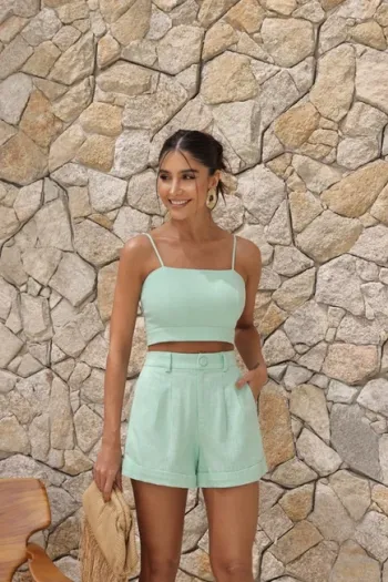 CROPPED DUBAI LINHO DECOTE QUADRADO - VERDE MENTA
