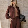 CONJUNTO BERLIM BOMBER CALÇA ALFAIATARIA - CAFÉ