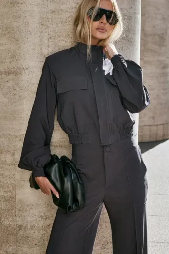 CONJUNTO BERLIM BOMBER CALÇA ALFAIATARIA - CHUMBO