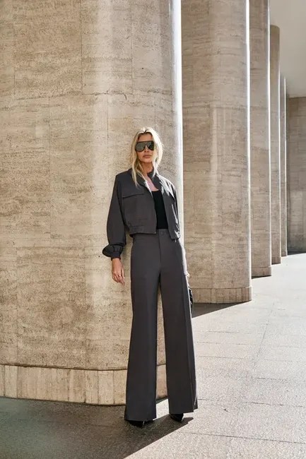 CONJUNTO BERLIM BOMBER CALÇA ALFAIATARIA - CHUMBO