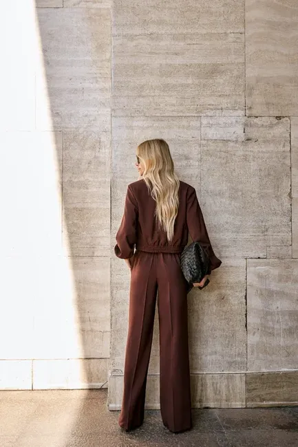 CONJUNTO BERLIM BOMBER CALÇA ALFAIATARIA - CAFÉ