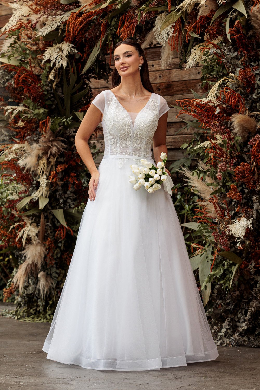 VESTIDO LUANA TULE BORDADO DECOTE V NOIVINHAS - BRANCO