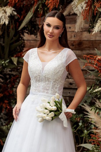 VESTIDO LUANA TULE BORDADO DECOTE V NOIVINHAS - BRANCO