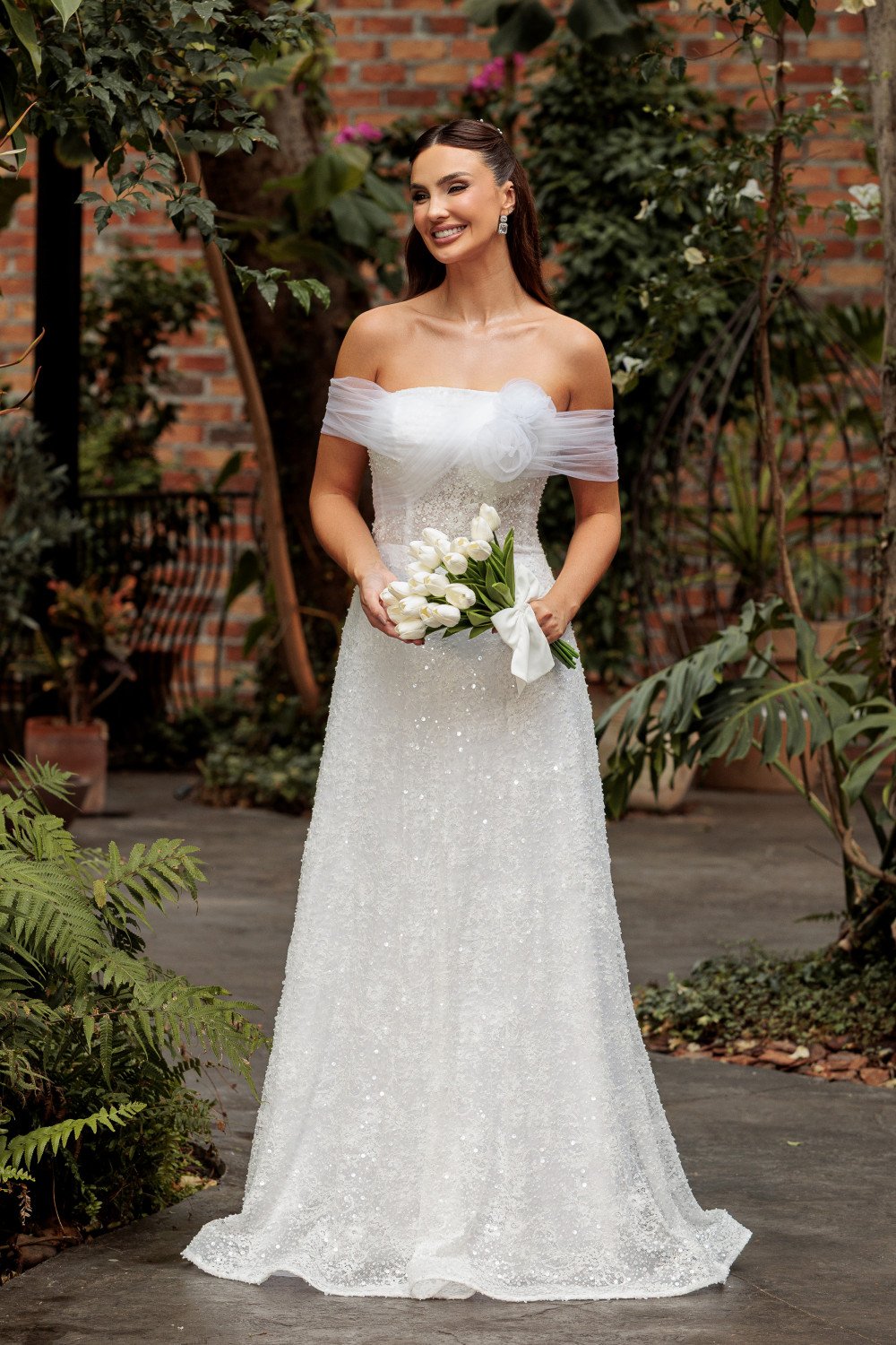 VESTIDO THAISE OMBRO A OMBRO TULE PEDRARIA NOIVINHAS - BRANCO