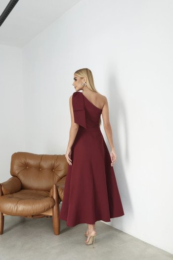 VESTIDO GLÁUCIA UM OMBRO COM LAÇO - VINHO