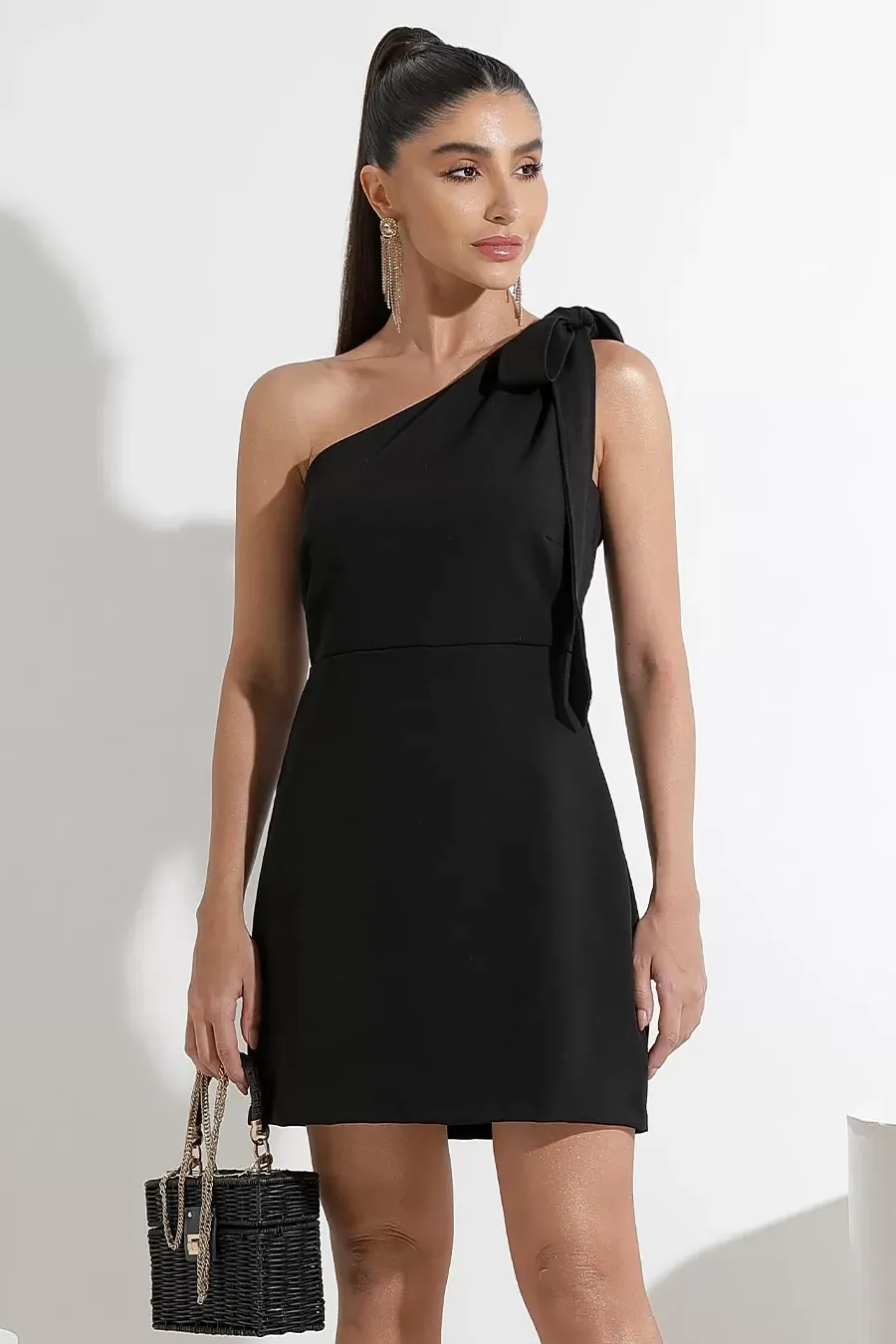 VESTIDO TALITA UM OMBRO SÓ COM FAIXA - PRETO