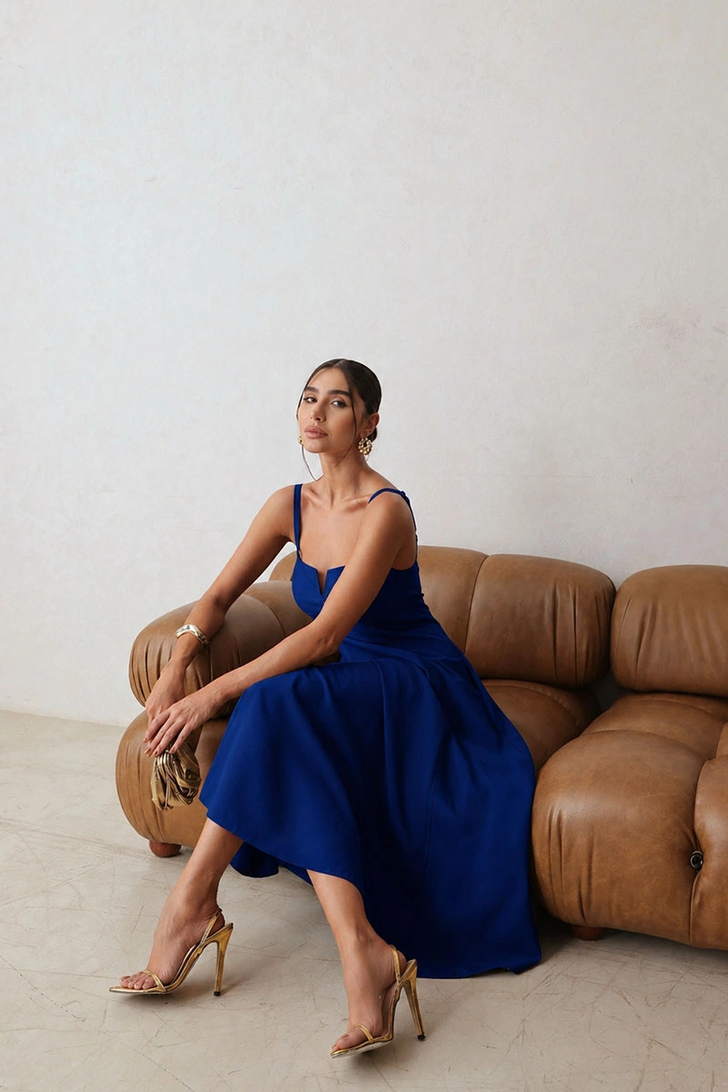 VESTIDO CAROL DECOTE V COM ALÇAS - AZUL ROYAL