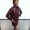 JAQUETA REBECA BOMBER TACHAS GLAMOROUS - VINHO
