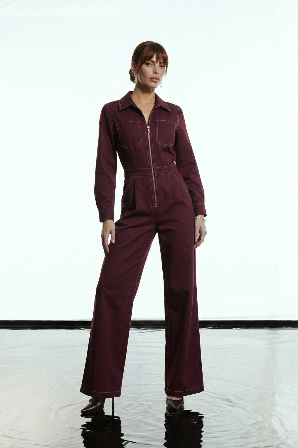 MACACÃO JESSICA SARJA ZÍPER GLAMOROUS - VINHO