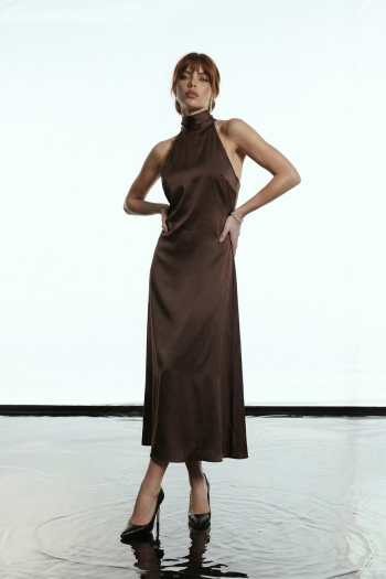 VESTIDO RENATA HALTER NECK GLAMOROUS - MARROM