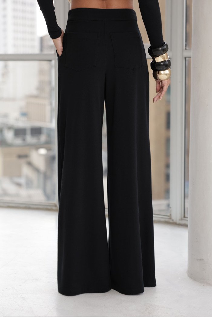 CONJUNTO ANA PAULA BLUSA NÓ - PRETO