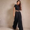 CONJUNTO RENATA CALÇA E BLUSA CROPPED OMBREIRAS - PRETO