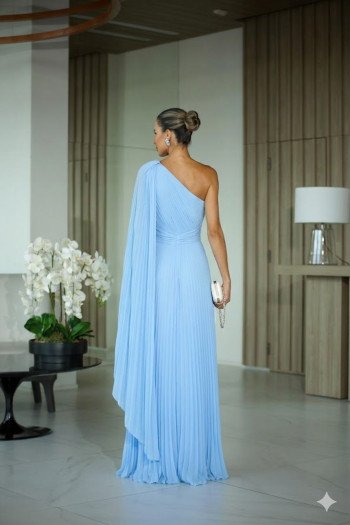 VESTIDO DE FESTA LONGO VALENTINA CAPA PLISSADA UM OMBRO - AZUL SERENITY