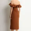 VESTIDO OMBRO A OMBRO MIDI BABADOS PATY - MARROM