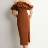 VESTIDO OMBRO A OMBRO MIDI BABADOS PATY - MARROM