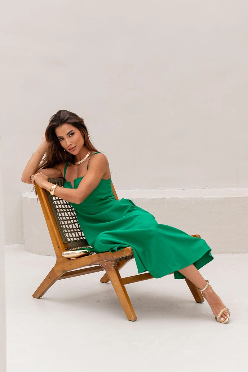 VESTIDO CAROL DECOTE V COM ALÇAS - VERDE