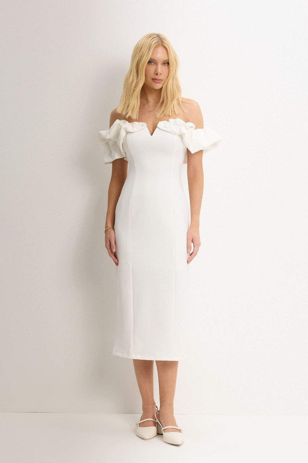 VESTIDO DRIELY MIDI DECOTE V COM BABADOS - OFF WHITE