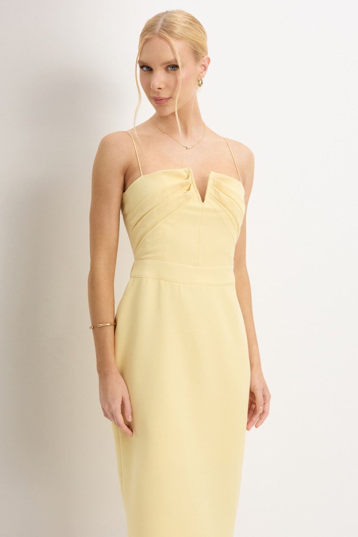 VESTIDO JULIANA TUBINHO COM PREGAS FRENTE - AMARELO