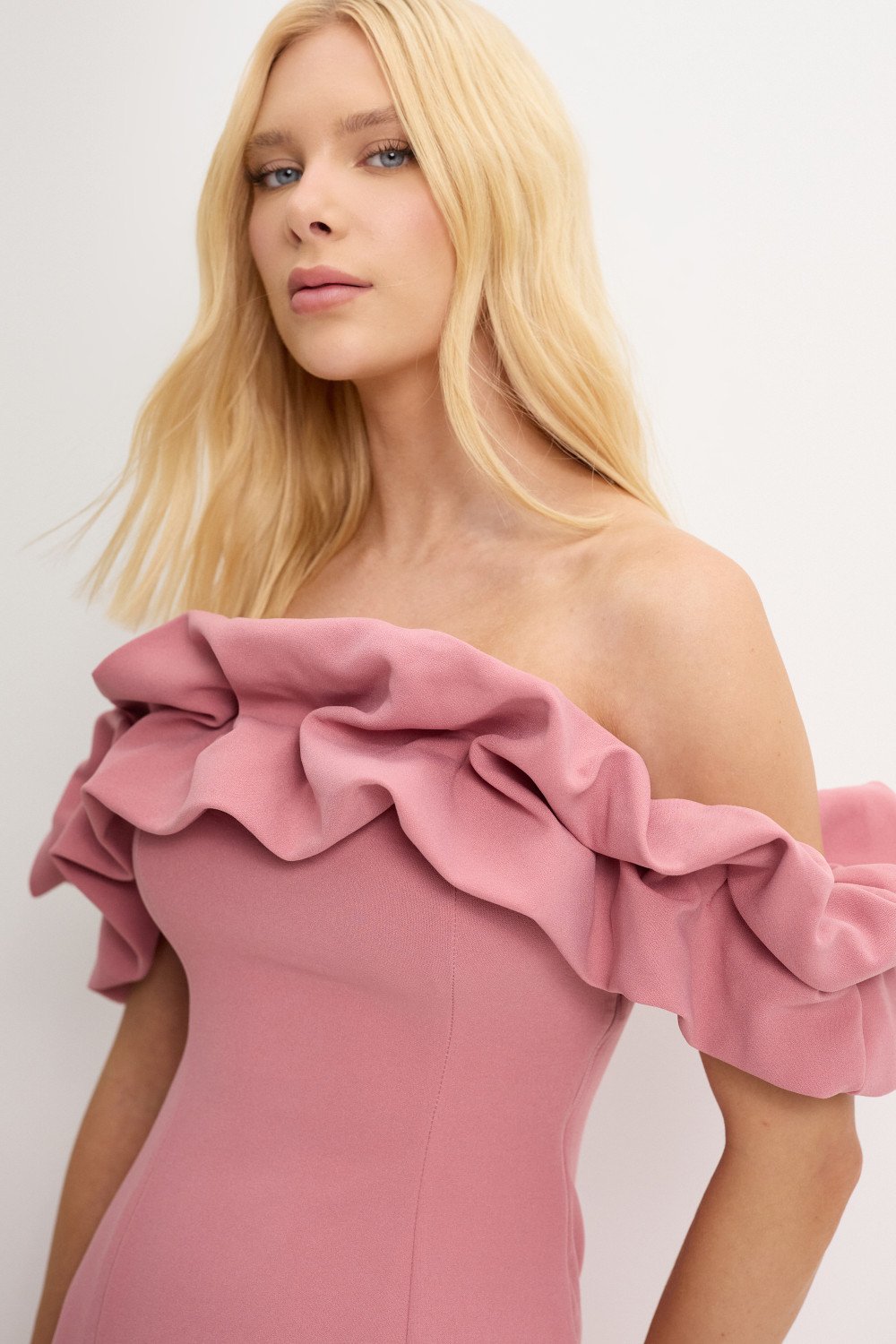 VESTIDO OMBRO A OMBRO MIDI BABADOS PATY - ROSA