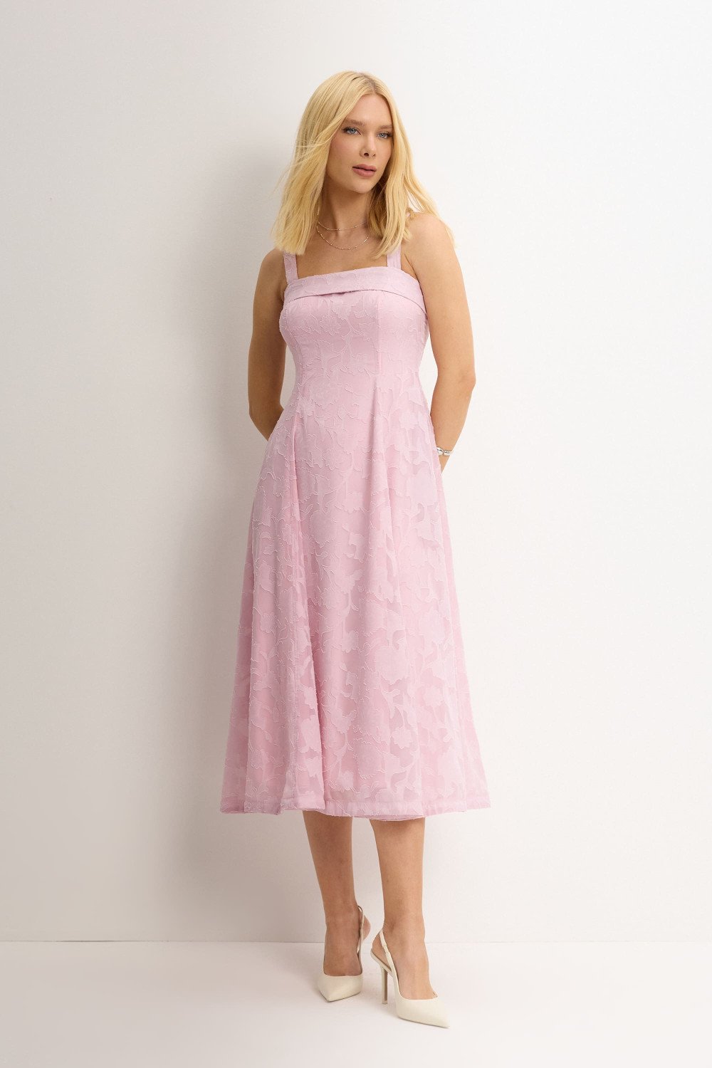VESTIDO LOREN BORDADO ALÇA E BOLSOS - ROSA