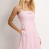 VESTIDO LOREN BORDADO ALÇA E BOLSOS - ROSA