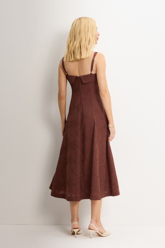 VESTIDO LOREN BORDADO ALÇA E BOLSOS - MARROM