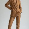CALÇA LARISSA RESINADA FINESSE - CAMEL
