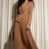 VESTIDO CÁSSIA ALFAIATARIA PLISSADO FINESSE - CAMEL